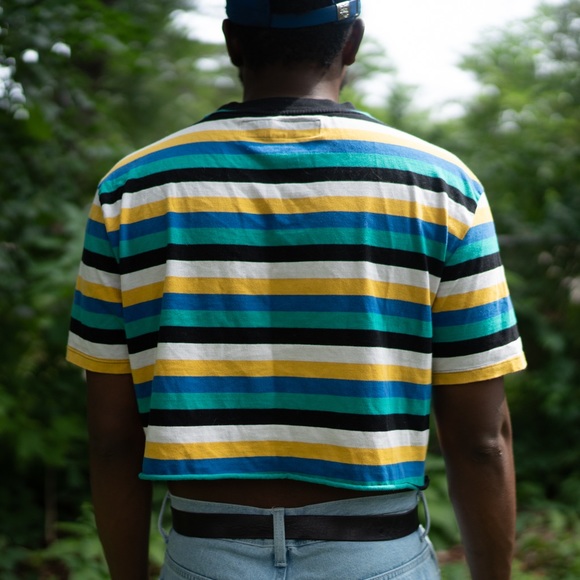 Authentic GUESS crop striped tee - Picture 2 of 7